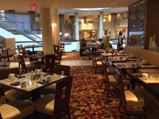 Stone's Throw Restaurant & Bar